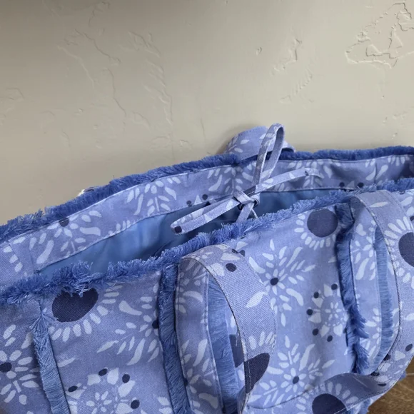 Roller Rabbit x Target Set - Blue Canvas Tote Bag & Floral Vines Beach Towel - Picture 11 of 15